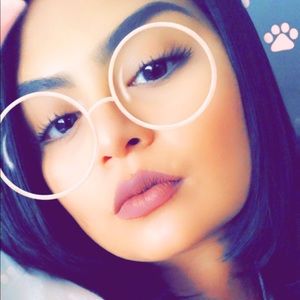 Meet your Posher, Gabriella